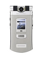 Best available price of Sony Ericsson Z800 in Slovenia